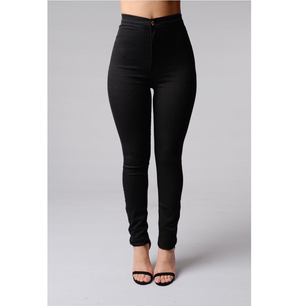 High waisted black pants